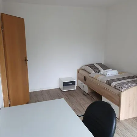 Monteurwohnung/ Ferienwohnung Weissenfels/ Sachsen - Anhalt Apartament *